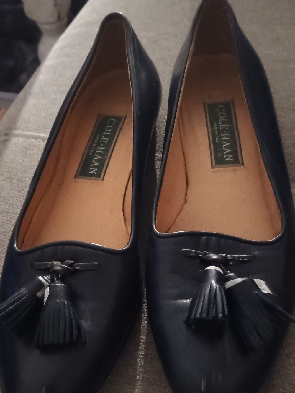Cole Haan Black Leather Tassel Flats for Women (284) 8 AA